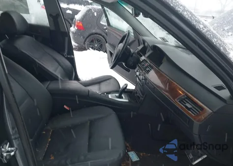 2009 BMW 535I xDrive из США, поврежденный, VIN WBANV93559C136278